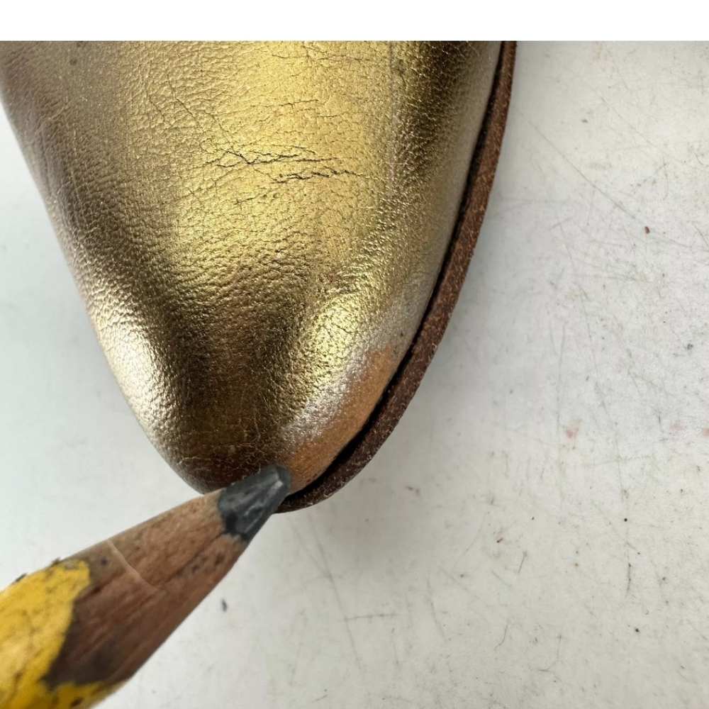 Gucci Women Size EU 35.5 AA US 5 Gold Leather Point Toe Heel Shoes - Picture 7 of 16